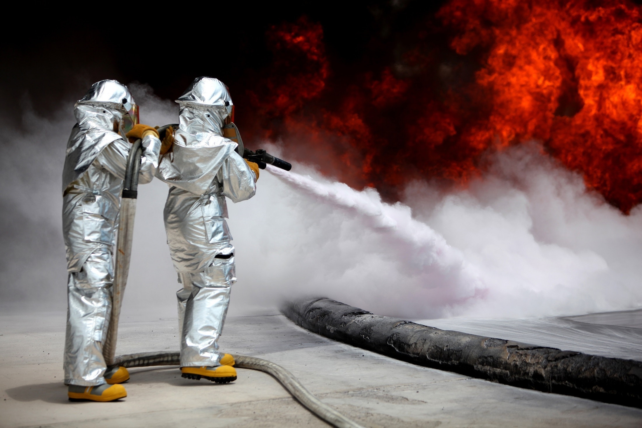 Flammable liquid fire response